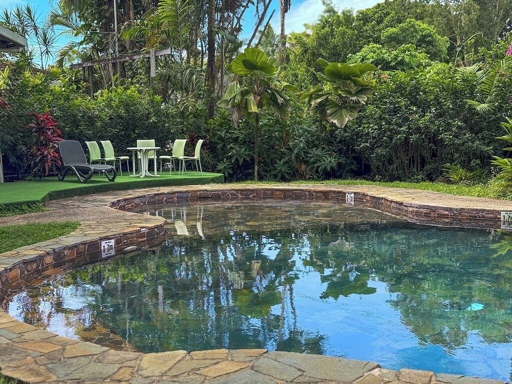 Mission Beach Lodge