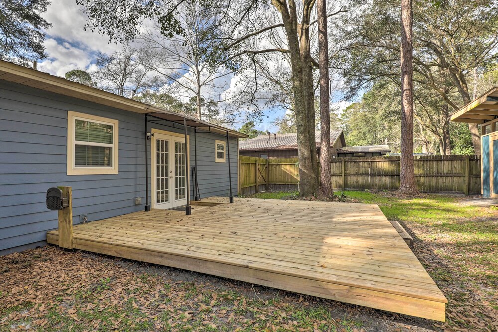 Gainesville Home: 5 Mi to UF Stadium & Downtown!