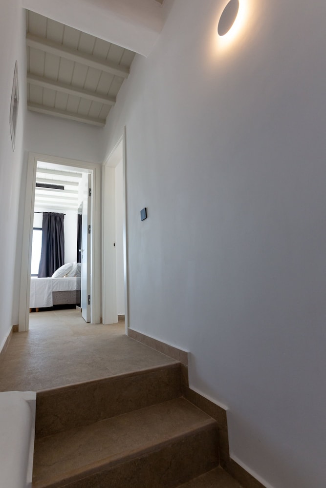 Amaze Mykonos Luxury Seaview Retreat