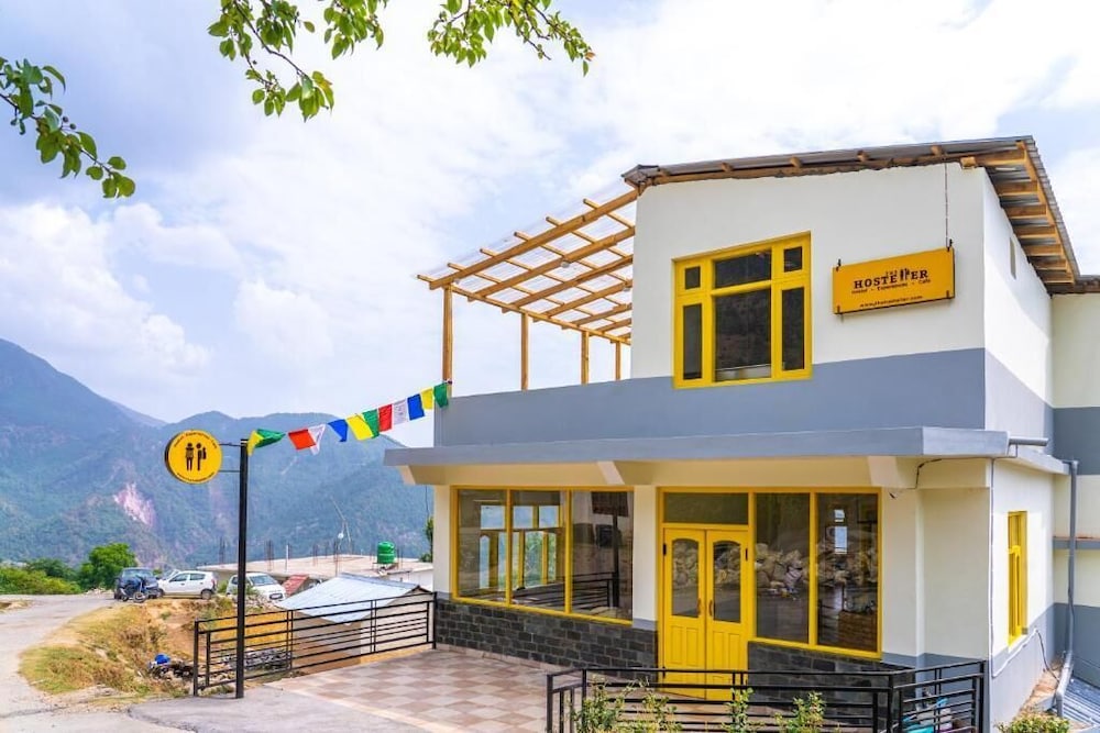 The Hosteller Kareri