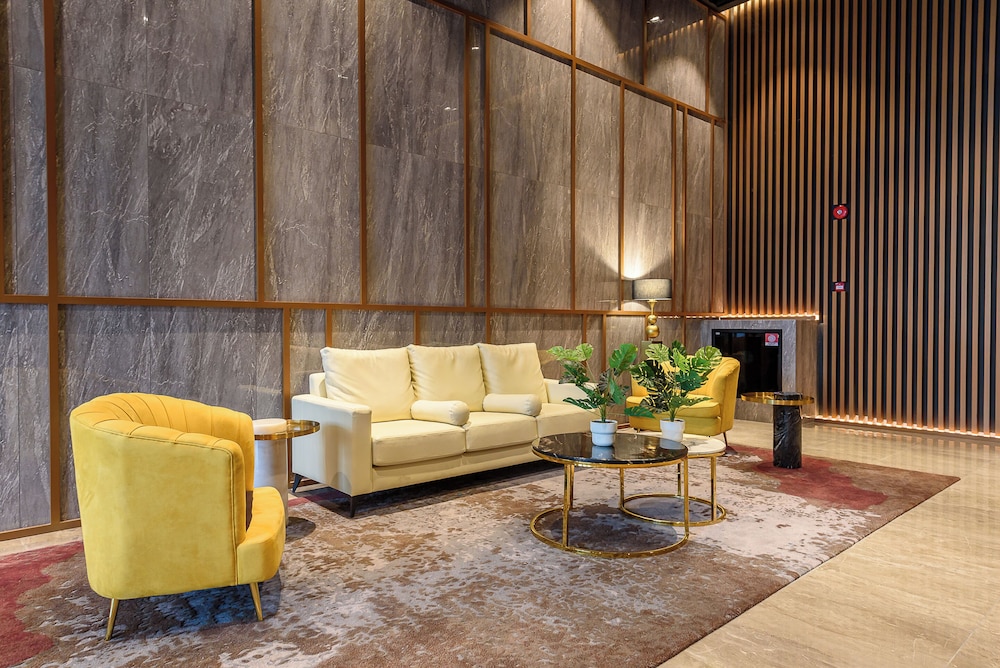 Trion Residence by Emily in Town