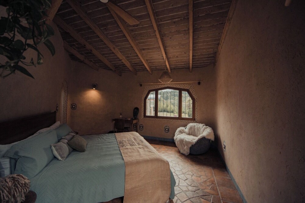 EL EQUIMITE HOTEL BOUTIQUE