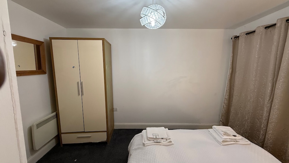 Guildford Court Apartment in Colchester