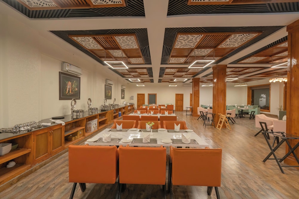River Heritage Resort