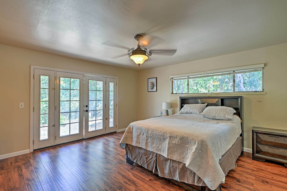 Gilroy Home w/ Deck on 20 Acres, 7 Mi to Downtown! view 3