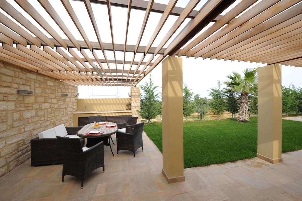 Rimondi Jas Villa
