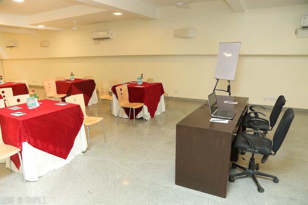 meeting & event spaces