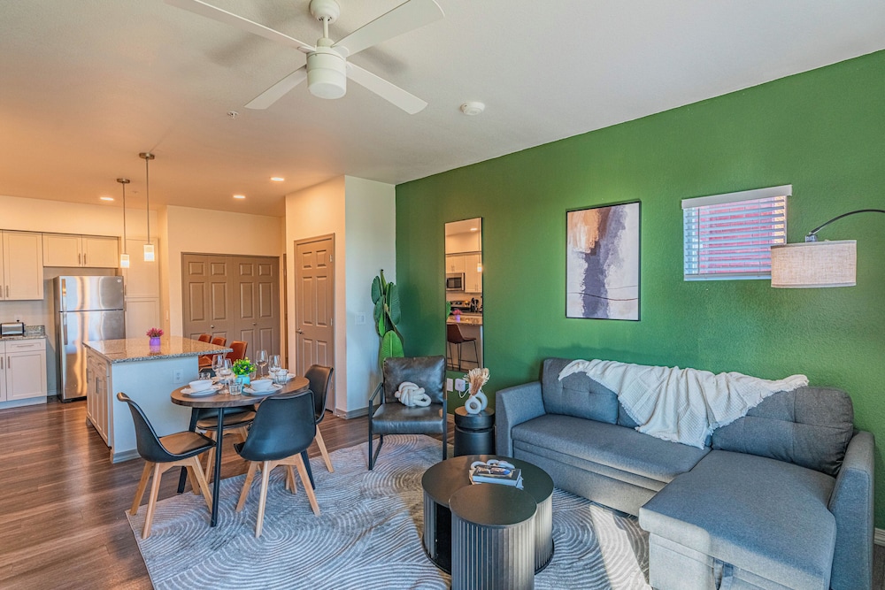 ROVE LIVING/KL - Cardinal 95