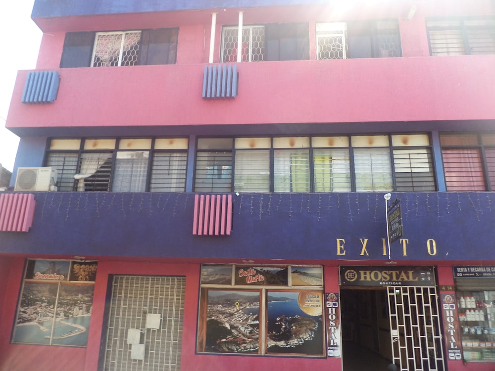 Hostal El Exito view 2