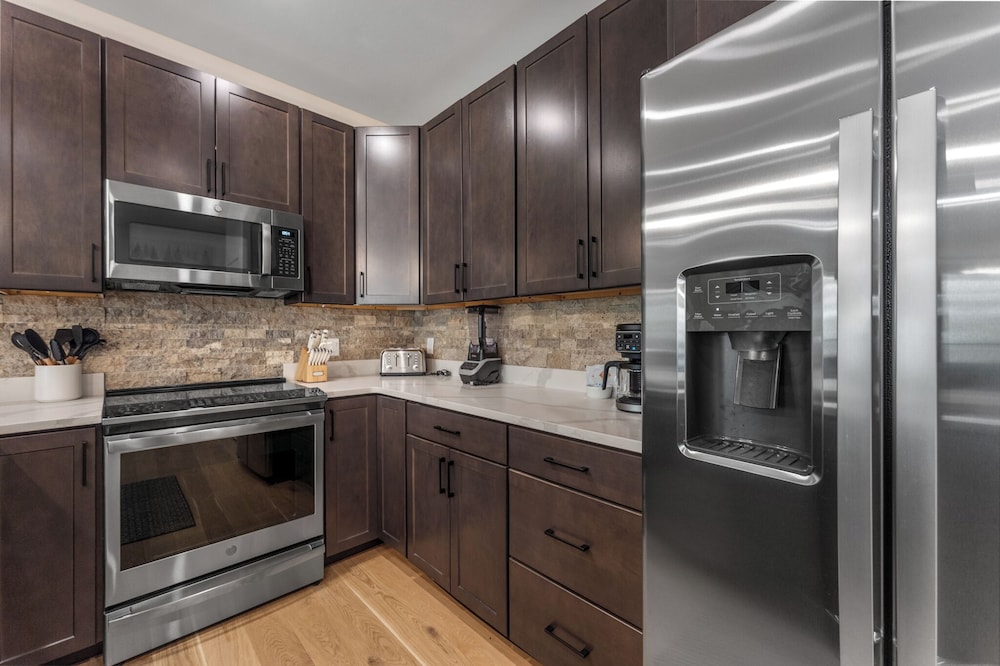 Brightwood #101