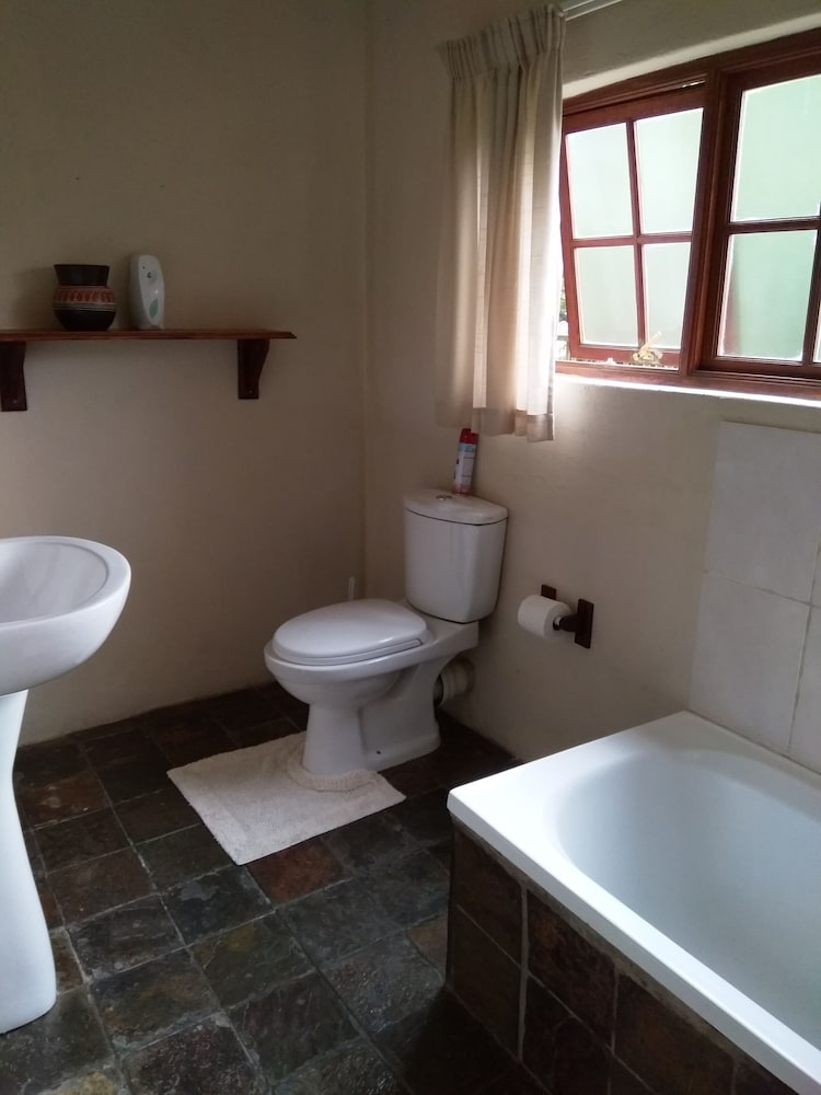 Khokha Moya Guesthouse