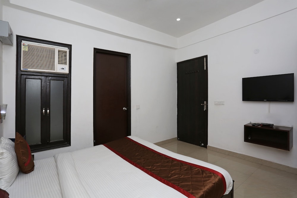 OYO 6540 Tirupati Residency