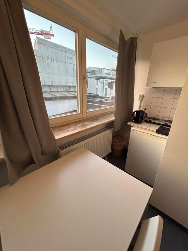 2-Rent Group Hostel Apartments SEN14