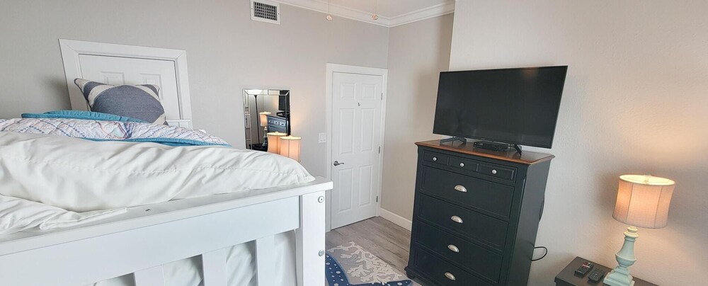 Coronado 302 2 Bedroom Home