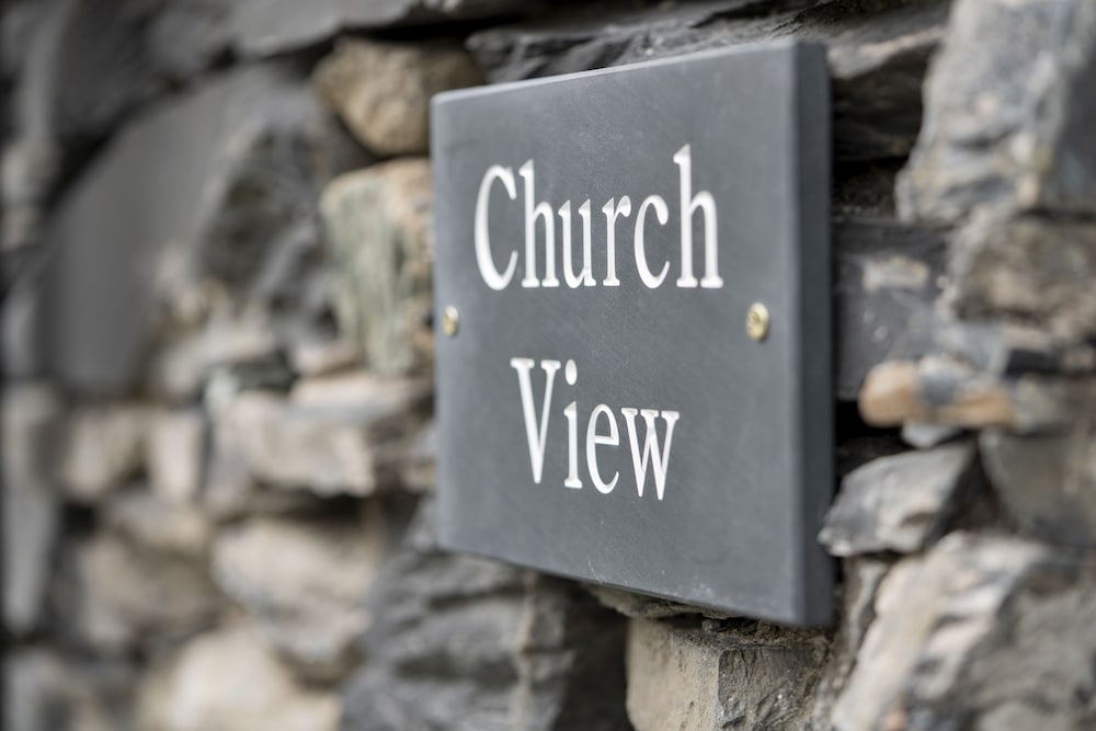 Church View - Spacious 2 Bedroom - 2 Bathroom - Property - Outdoor Terrace view 3