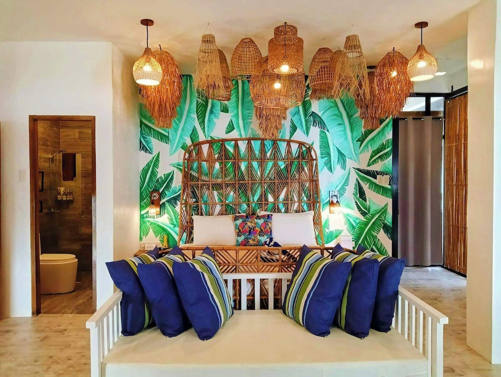 Suites by Eco Hotels