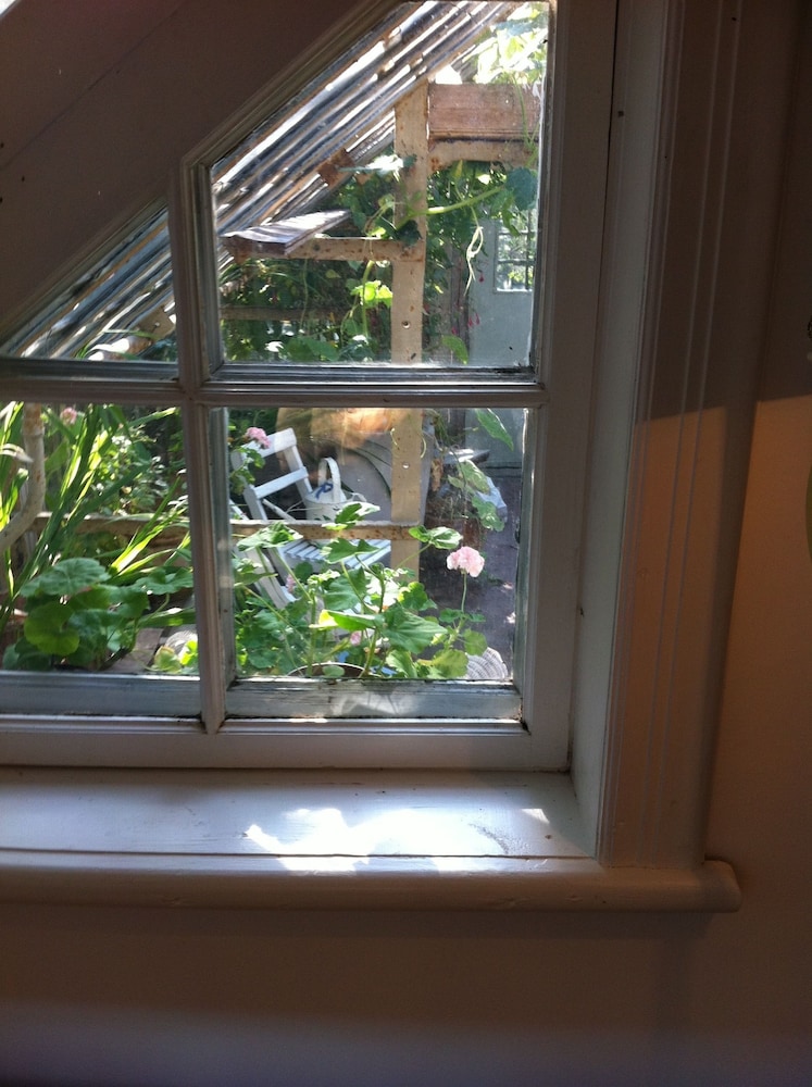 Varmdovagen B&B Cottage