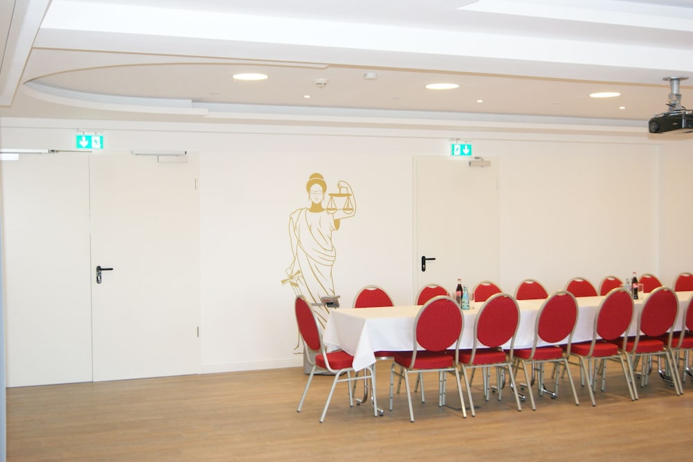 Muenster Vacations - Hotel am Rathaus - Property Image 2