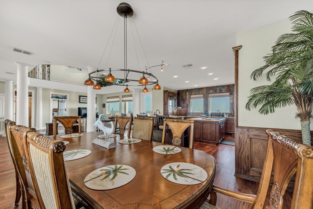 It'll Do With an Amazing View by Silver Sands Vacation Rentals view 4