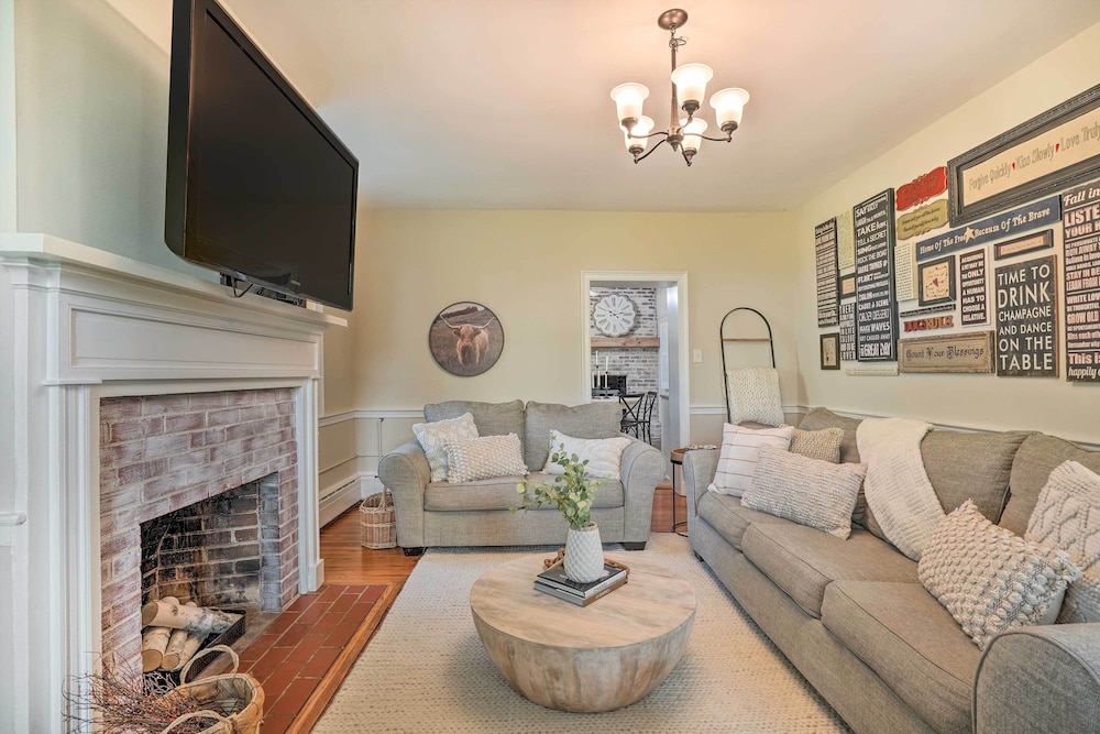 Upscale Country Home w/ Fire Pit in Taneytown! - Property Image 31