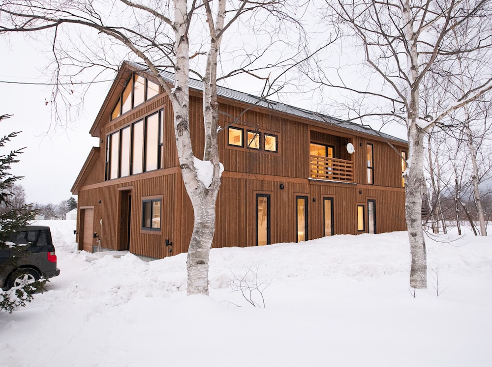 Yoteiyama House - Image 1