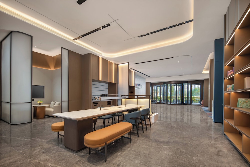 Holiday Inn Express Qingdao City Balcony by IHG