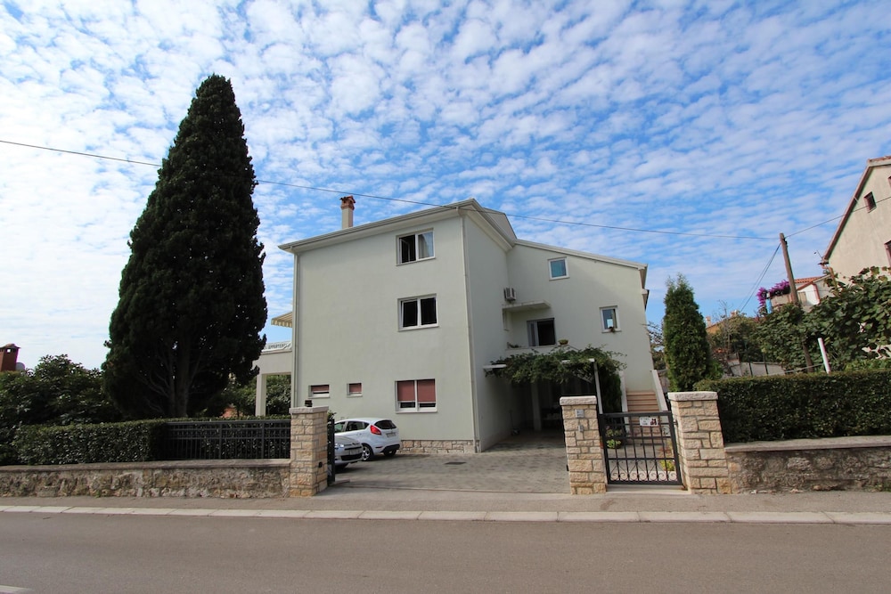 Apartments El Corsaro