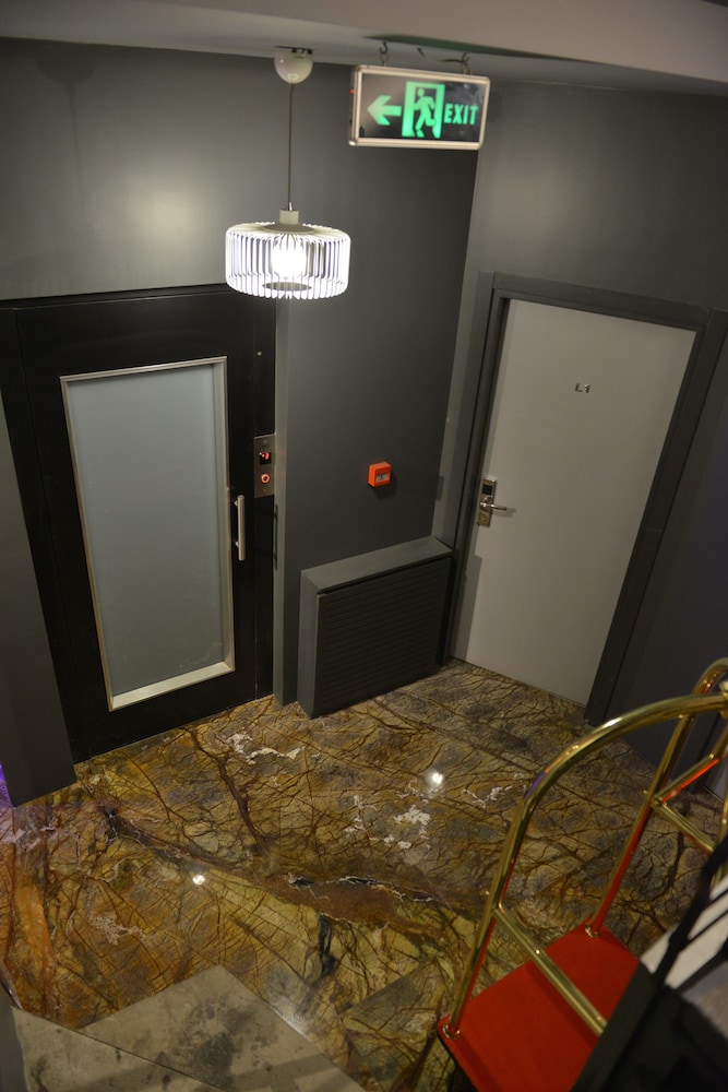 Pera Luna Residence - Özel Sınıf - Image 75