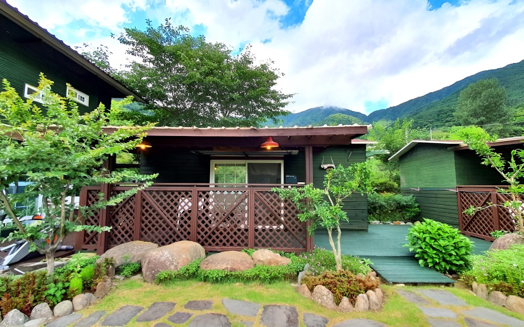 Hadong Sansuae Pension