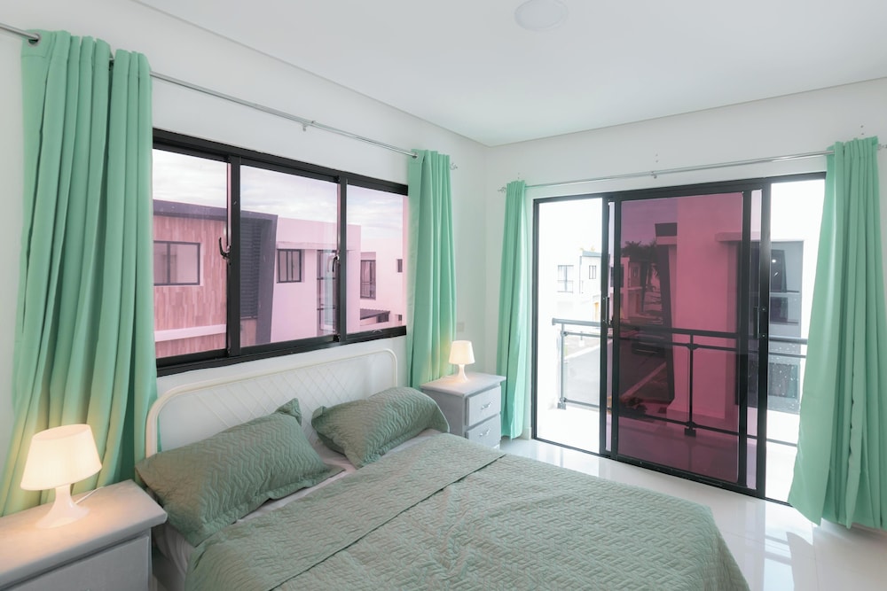 Private Pool Villa Golf & Beach