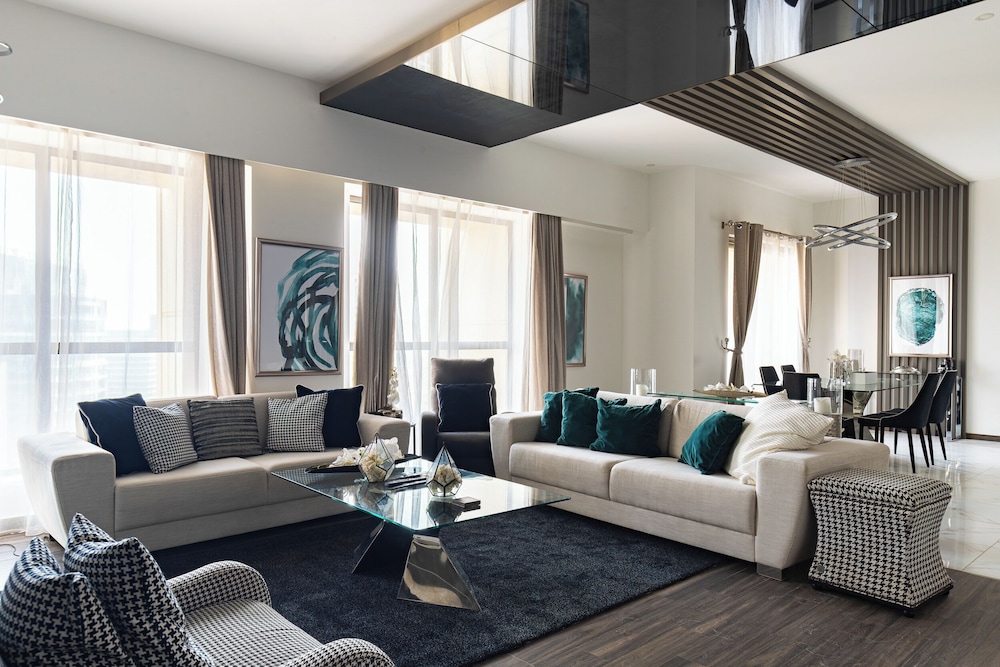 SIMPLY COMFORT Lux Penthouse 4BR Apartment with Iconic Marina Views