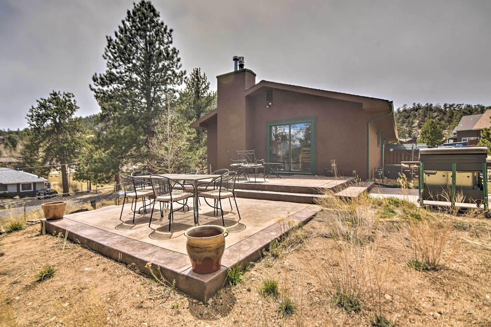 Estes Park Home w/ AC - 1/2 Mi to Lake Downtown! - Property Image 6