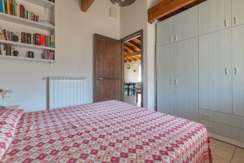 3190 Villa Fiorella by Barbarhouse view 3