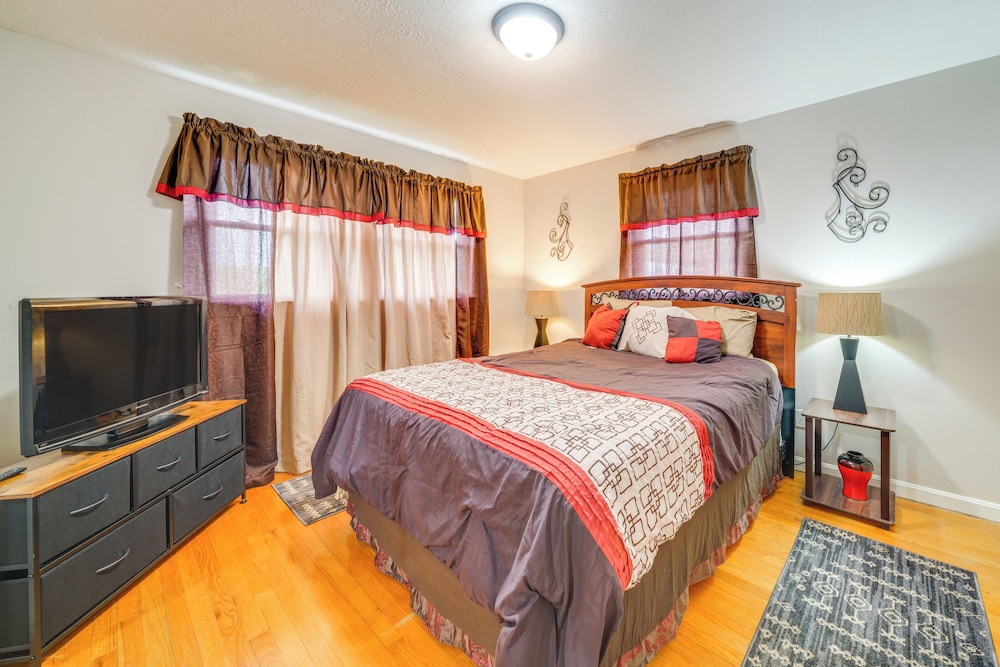 11 Mi to Uofl & Norton Hospital: Louisville Home