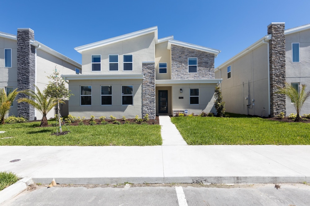 4563nl - Storey Lake Resort - Image 1