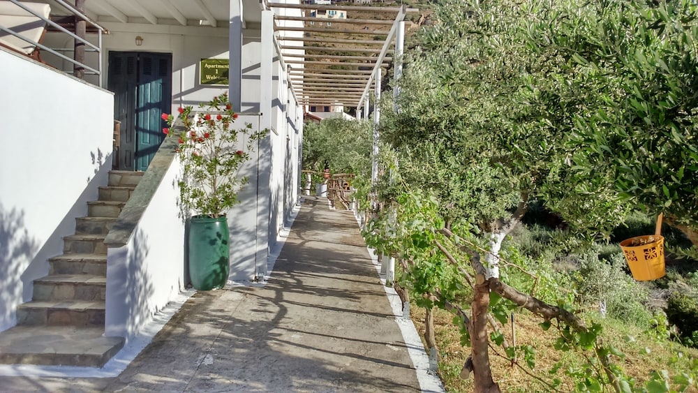 Kypri Apartments
