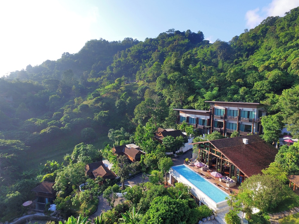 Hotel Chantra Khiri Chalet Chiang Mai - Image 1