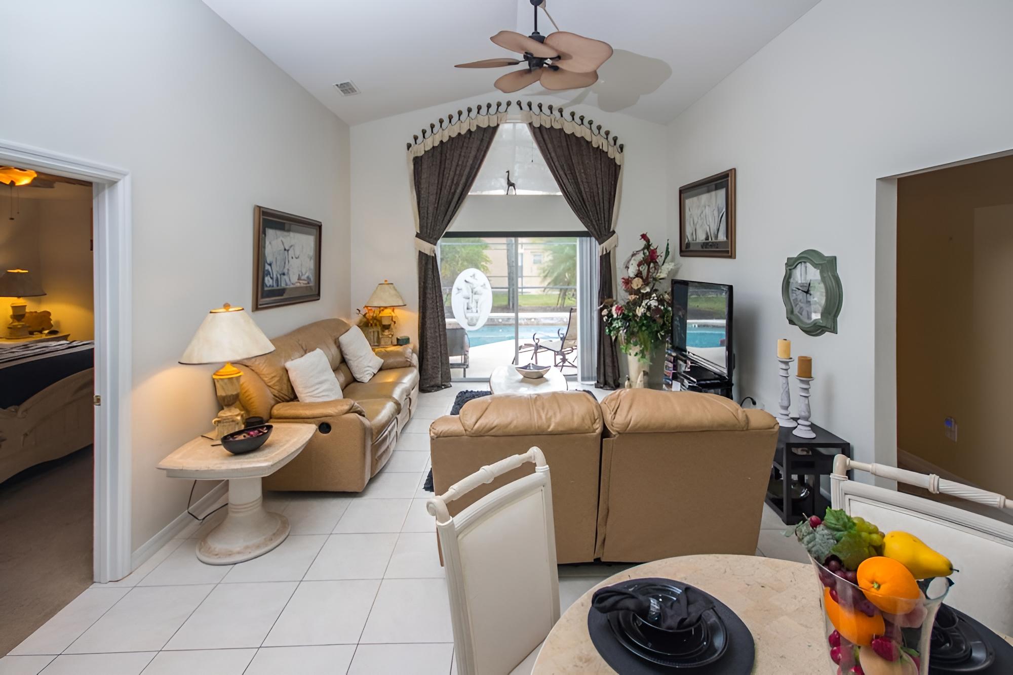 Seasons 910 - Image 5