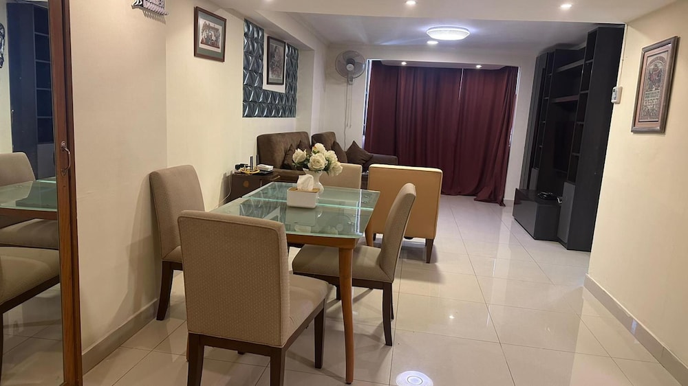 Omni Tower Sukhumvit Nana - Direct