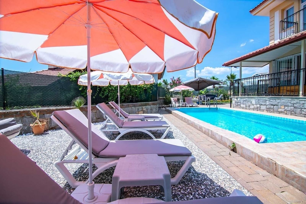 Villa Palm