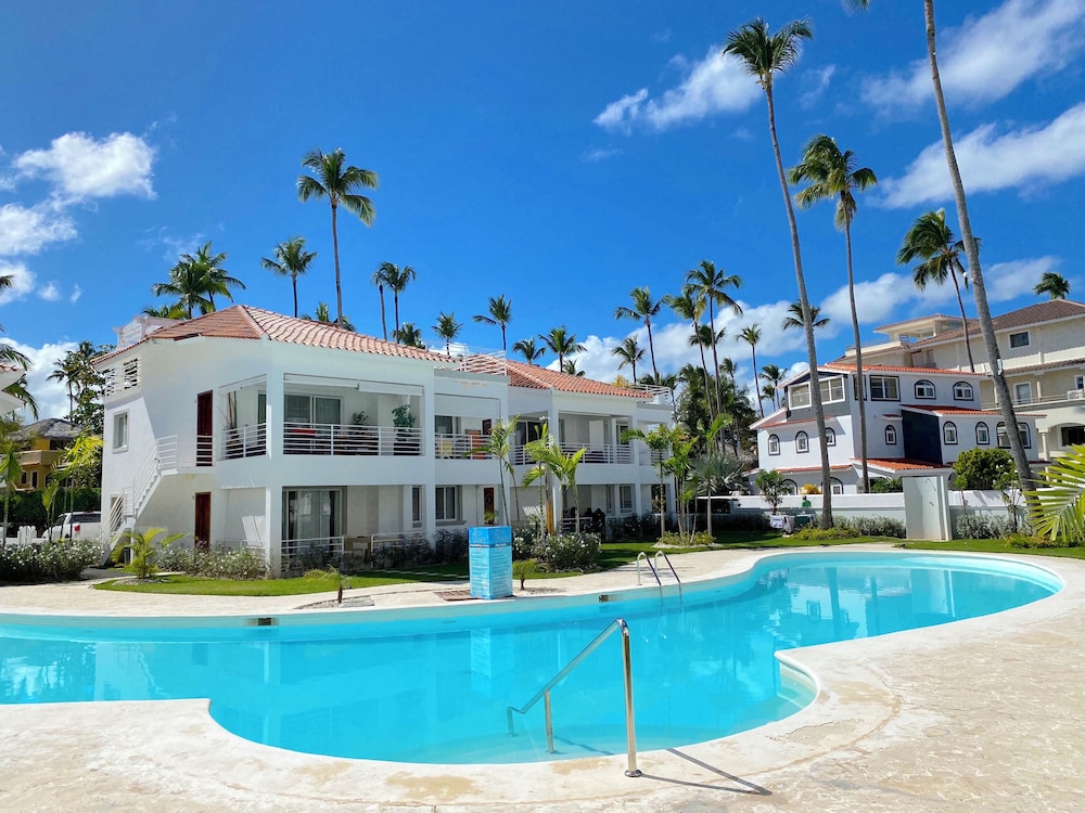 TROPICAL VILLAS playa LOS CORALES