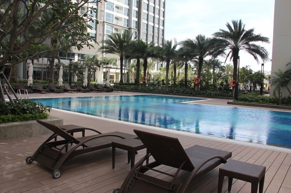 High-floor River-view Apartment
