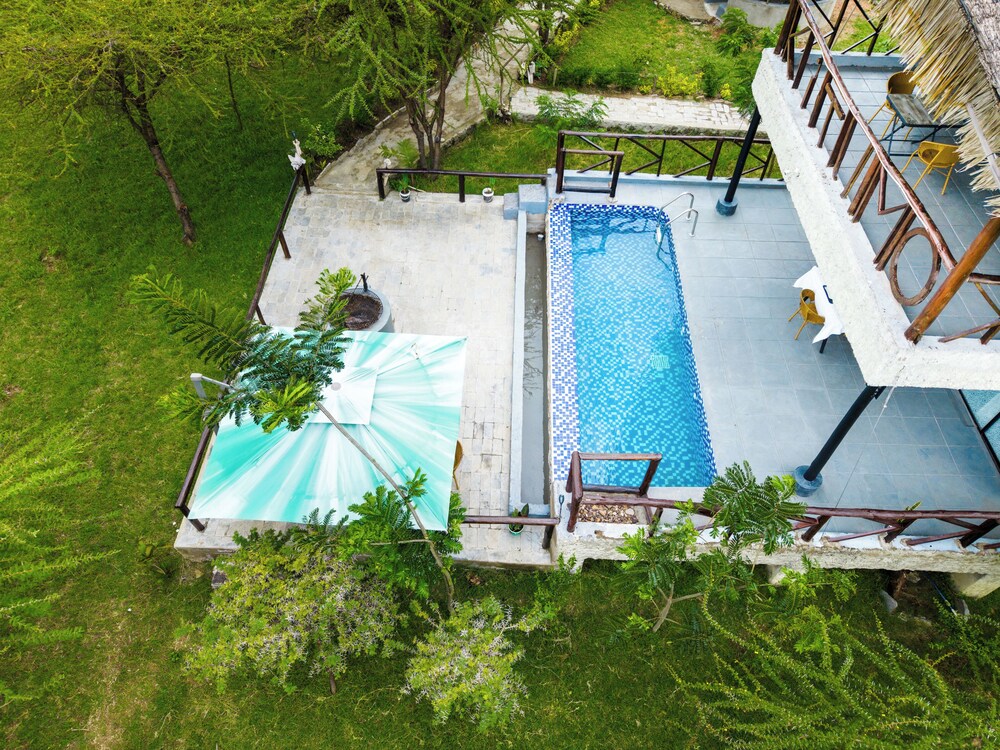 Kitumo Mara Lodges