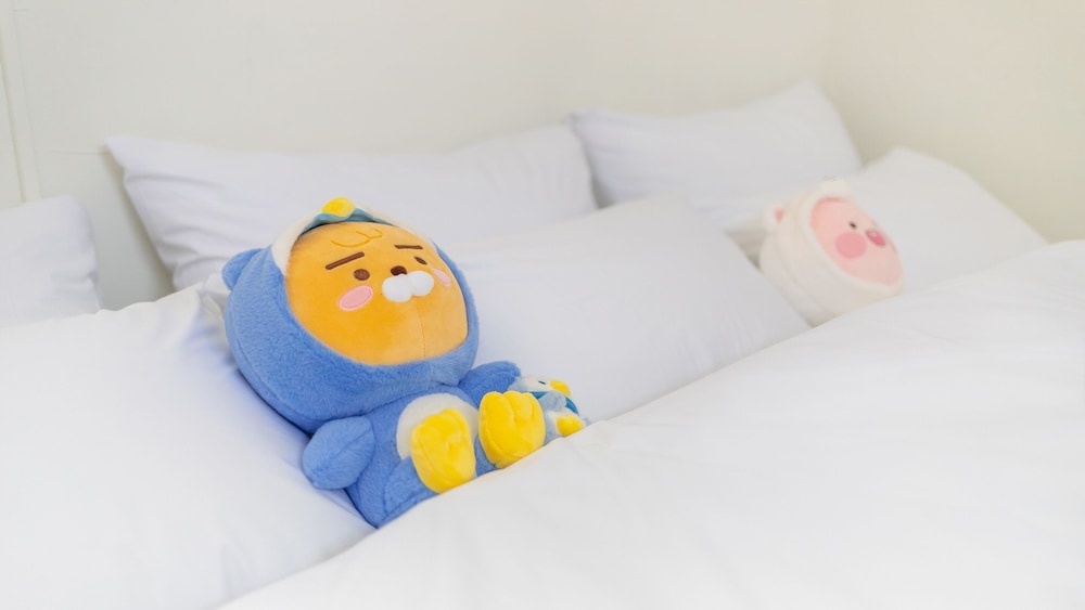 Ganghwa Hi Mom Kids Spa Pension Yellow