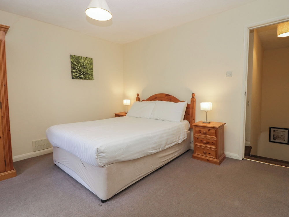 Garden Cottage No 2