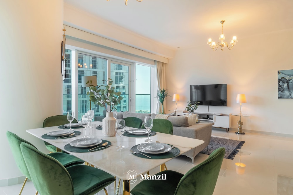 Manzil - 2BR in Dubai Marina w Sea View