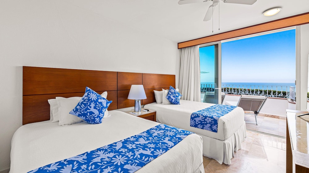 HOLT Grand Miramar Residences