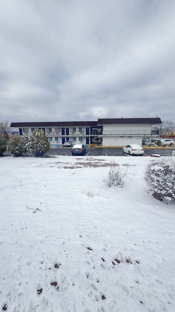 Motel 6 Grants, NM