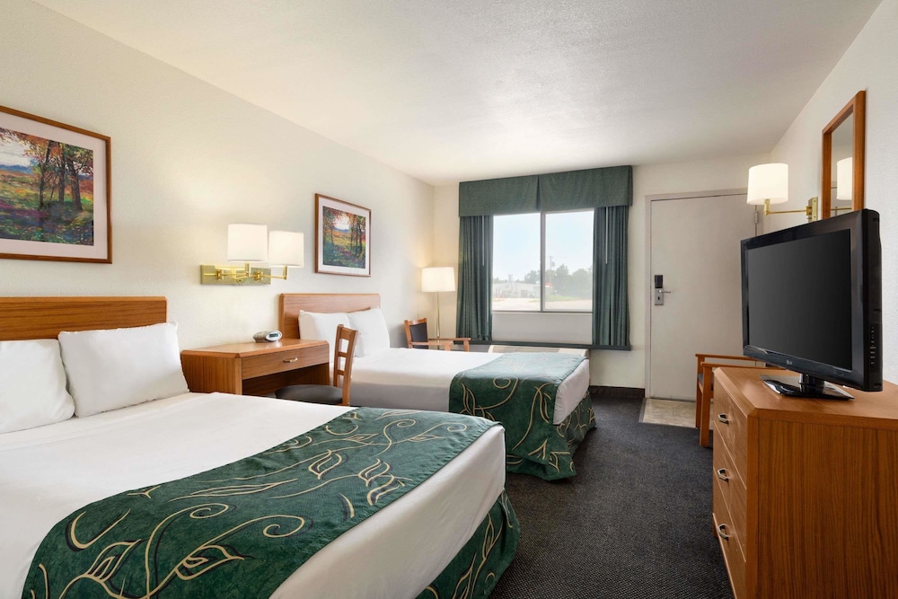 Travelodge by Wyndham Sharon Springs view 5