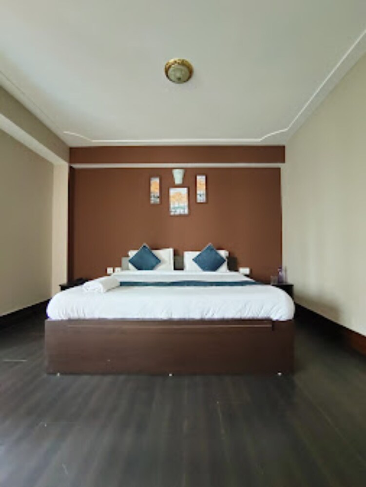 Goroomgo Sunmount Mayal Retreat Gangtok